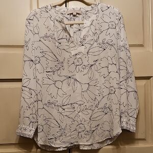 LOFT Black and White Relaxed Graphic Blouse with Mandarin Collar